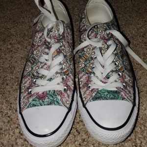 Pastel sugar skull chucks